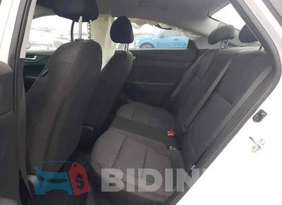 3KPC24A6XNE166316 Photo# 10