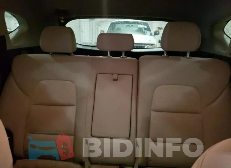 KM8J3CA45JU677453 Photo# 10