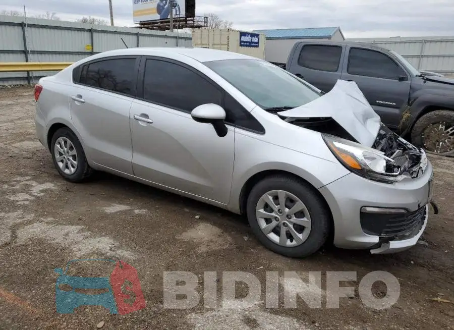KNADM4A32G6676959 Photo# 4