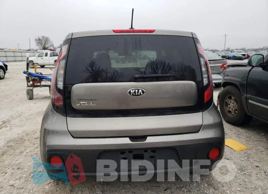 KNDJN2A28J7614482 Photo# 6