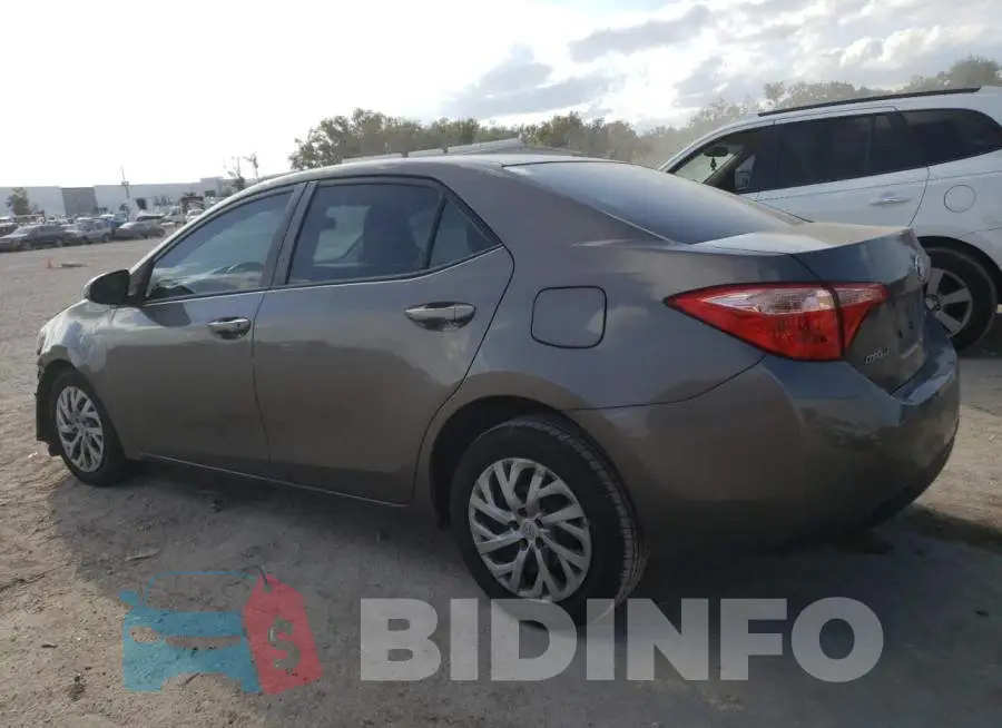 2T1BURHE9HC921572 Photo# 2