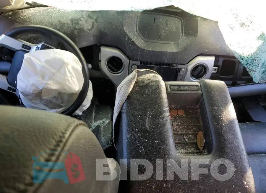 5TFDY5F10LX888977 Photo# 8
