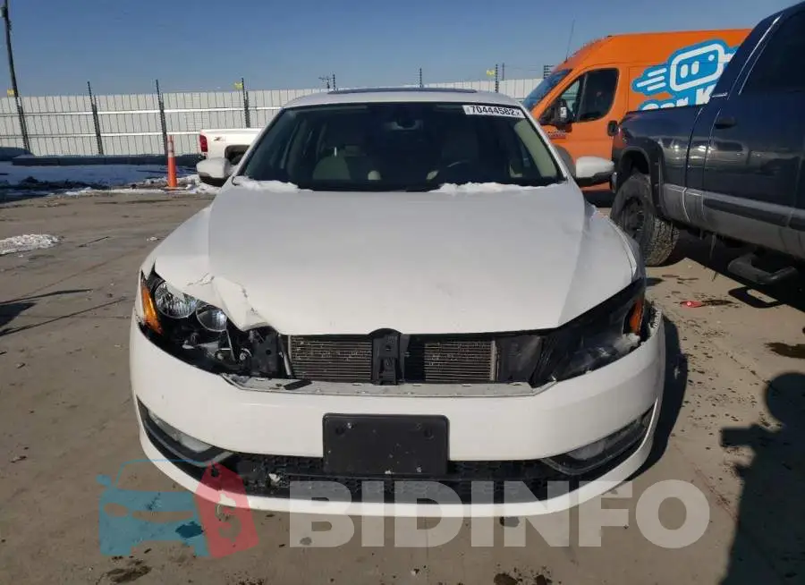 1VWBN7A3XEC083791 Photo# 5