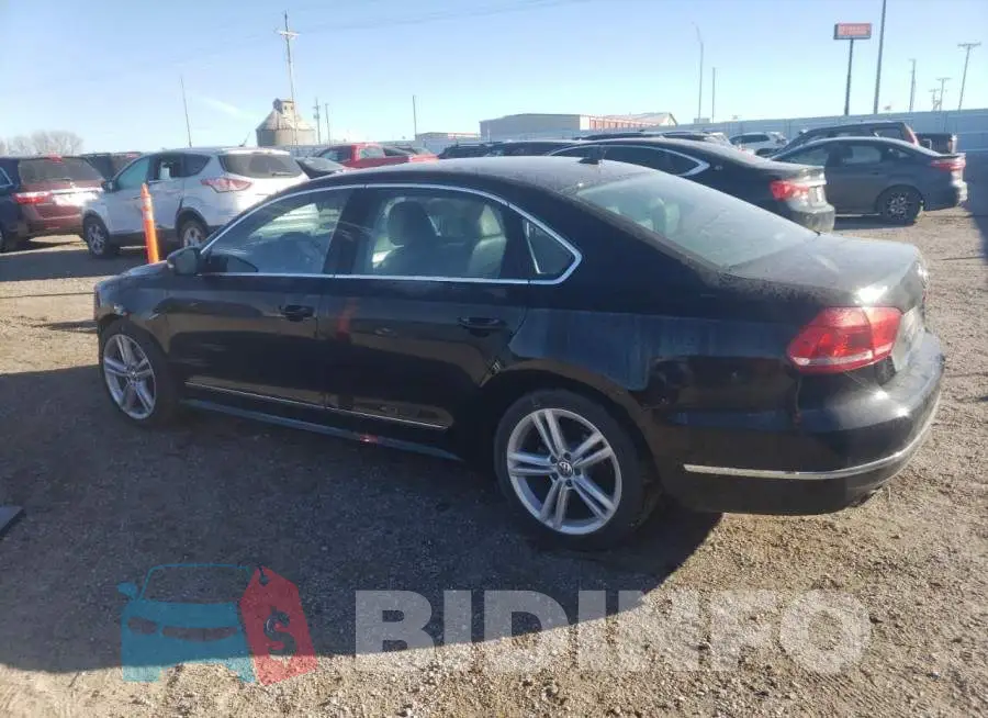 1VWBS7A33FC038962 Photo# 2