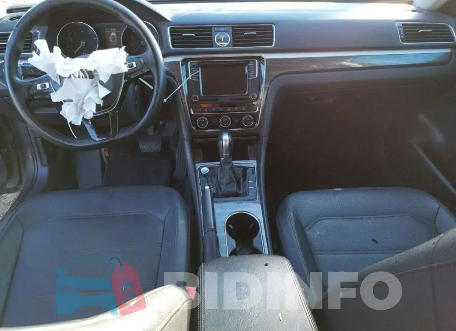 1VWBT7A38GC009455 Photo# 8