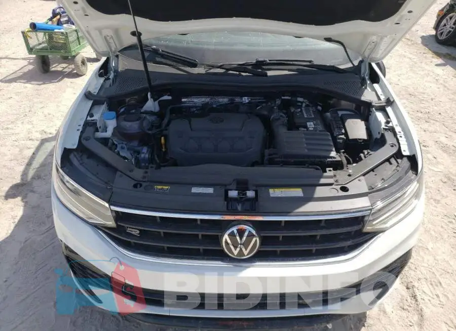 3VVCB7AX9NM058741 Photo# 7