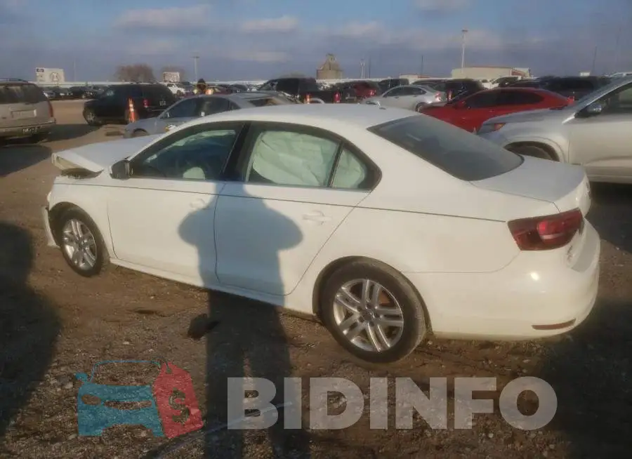 3VW2B7AJ4HM202316 Photo# 2