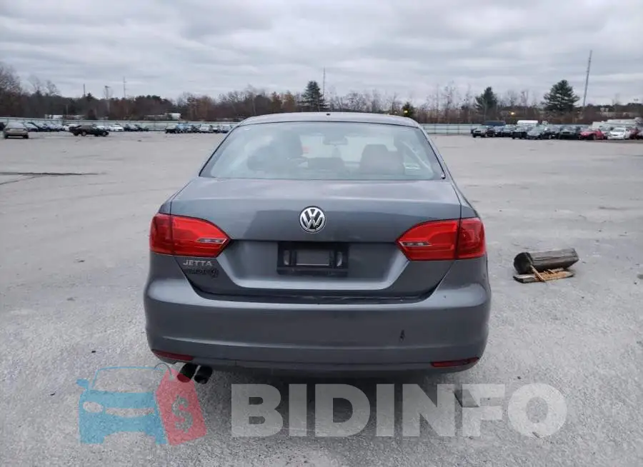 3VW2K7AJXEM325517 Photo# 6