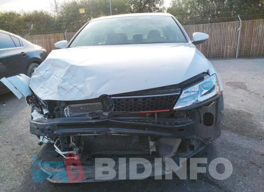 3VW4S7AJ2FM327997 Photo# 5
