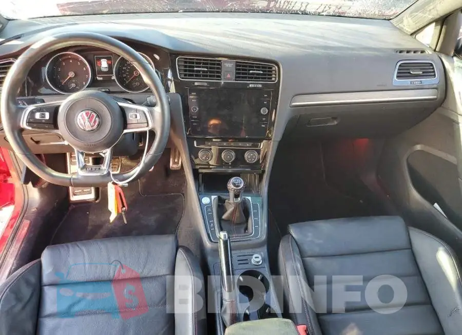 3VW5T7AU2MM009807 Photo# 8