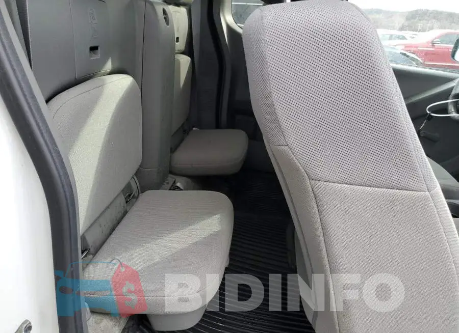 1N6BD0CT7JN729312 Photo# 10