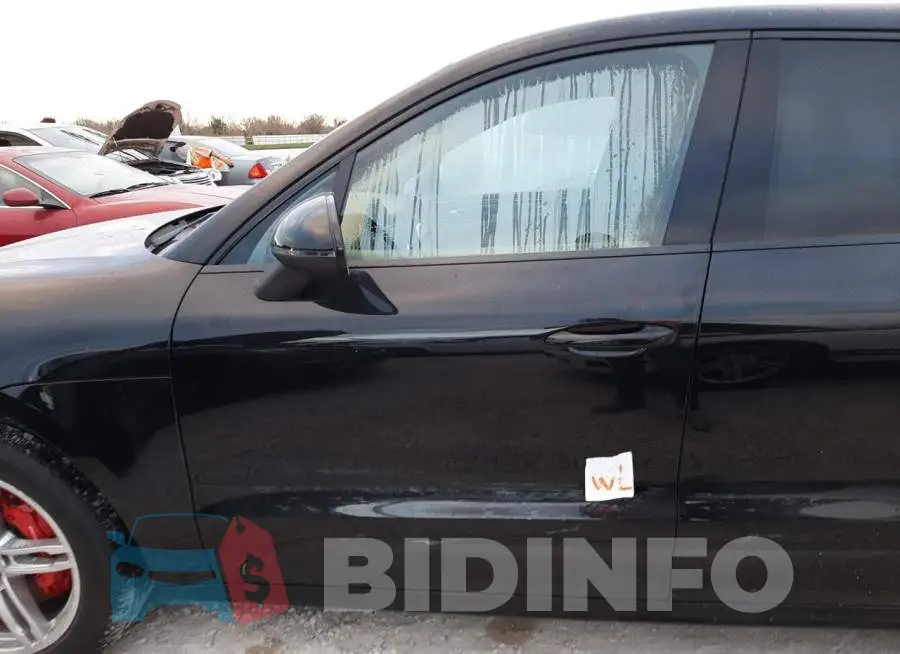 WP1AF2A58FLB94369 Photo# 9