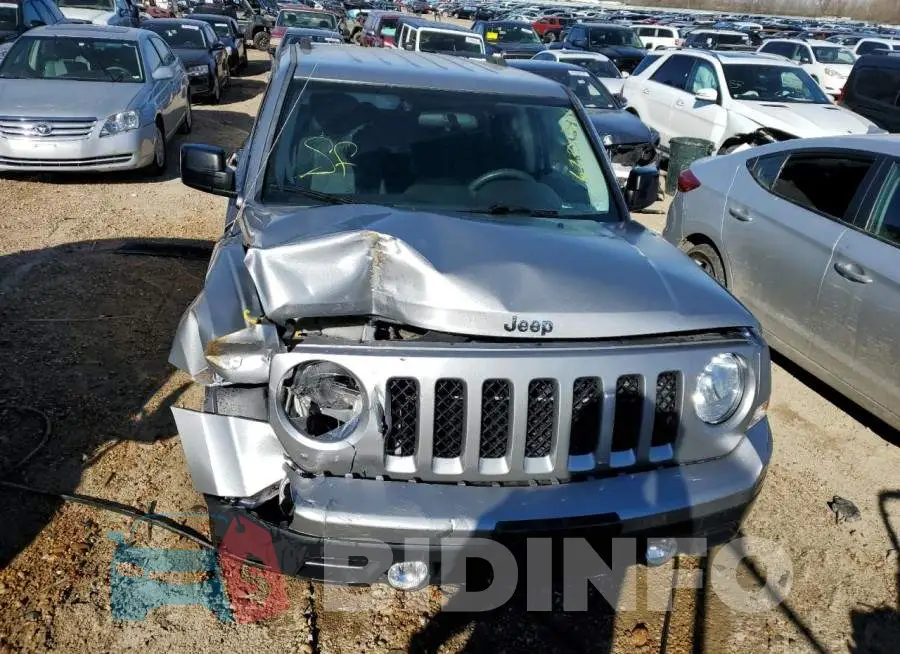 1C4NJPBA7ED772335 Photo# 5