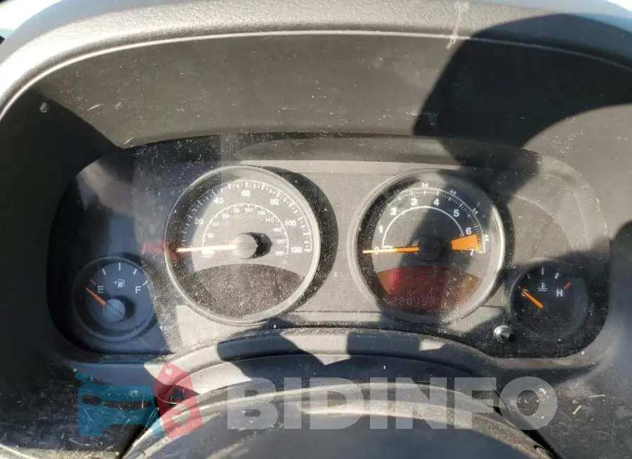 1C4NJRBB5ED808799 Photo# 9