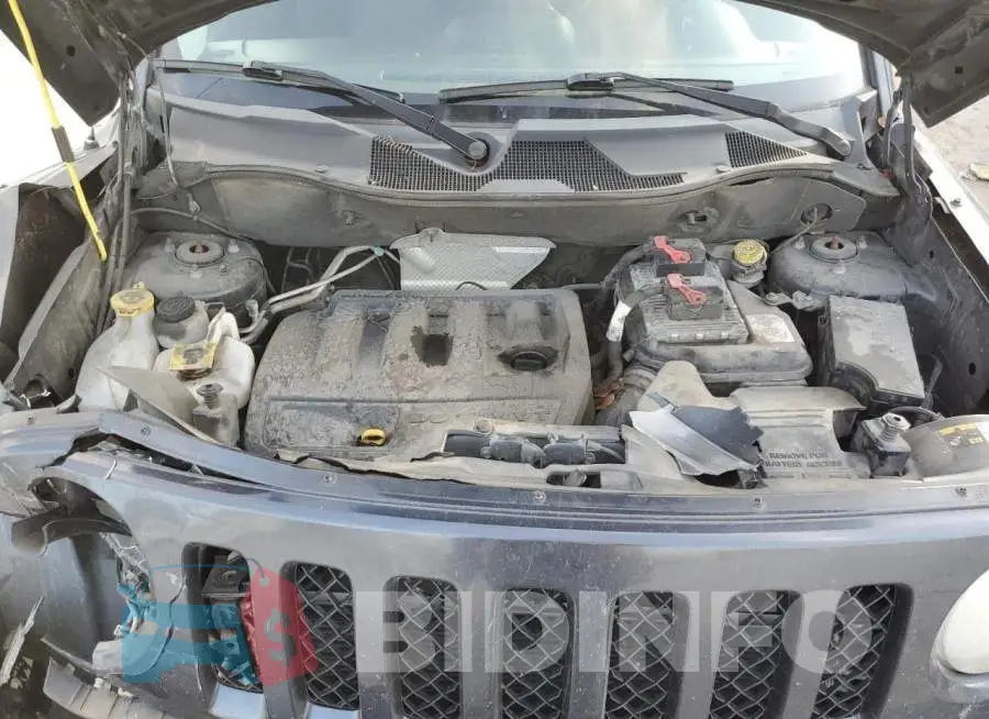 1C4NJRBB5ED808799 Photo# 12
