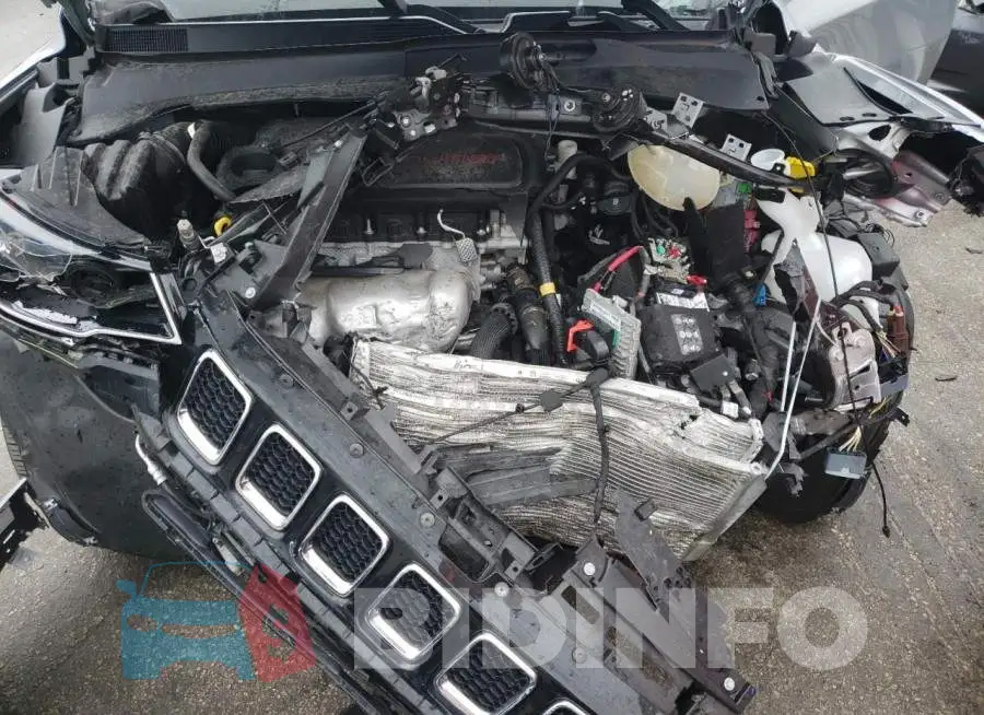 3C4NJCBB8LT166065 Photo# 7