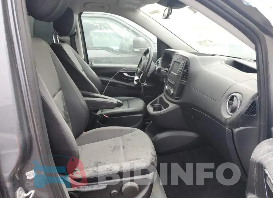 WD4PG2EE8J3390197 Photo# 5