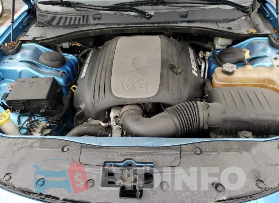 2C3CDXCT1FH777344 Photo# 7