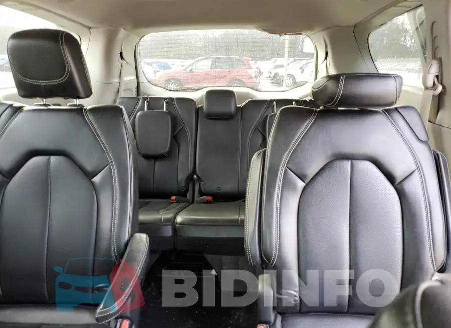 2C4RC1DG9LR184280 Photo# 10