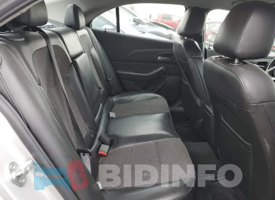 1G11E5SL6EF299159 Photo# 10