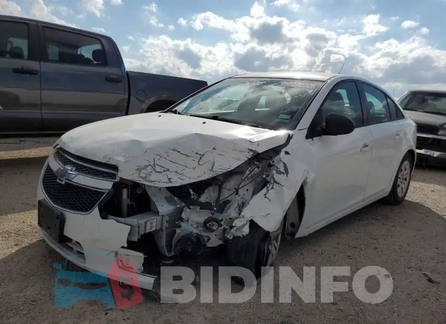 1G1PA5SH4E7328234 Photo# 2