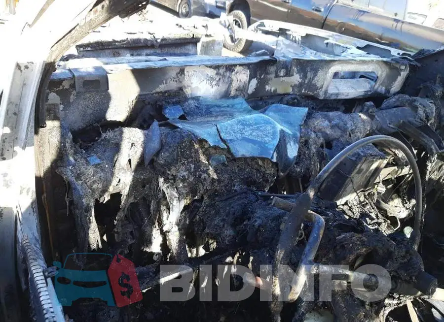 1GCHSBEA0L1234843 Photo# 8