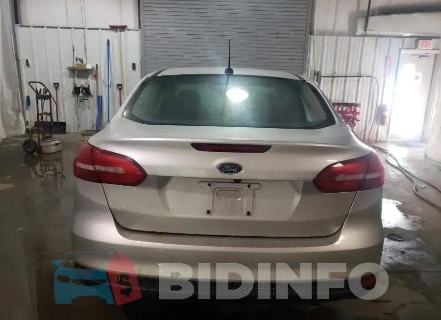 1FADP3F25GL290807 Photo# 6