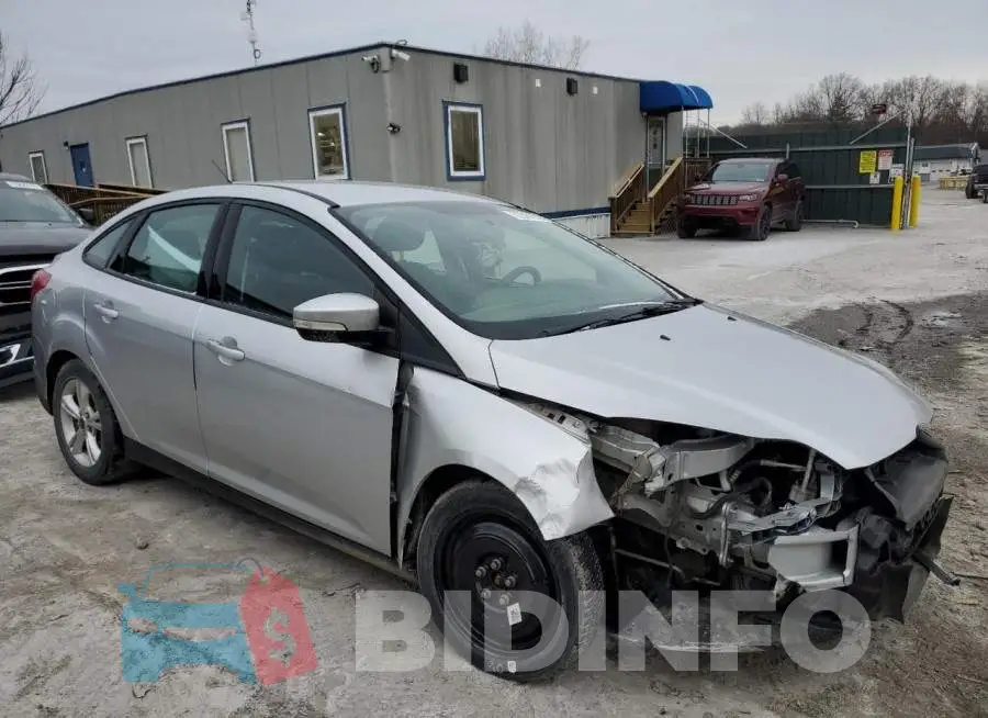 1FADP3F26EL334374 Photo# 4