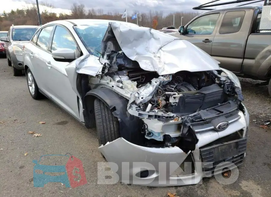 1FADP3F2XEL240076 Photo# 1