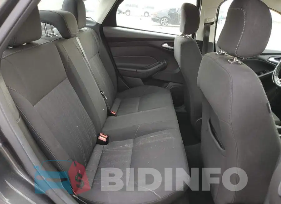 1FADP3H23JL208402 Photo# 10