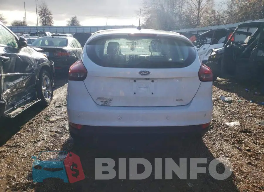 1FADP3M20HL328867 Photo# 6