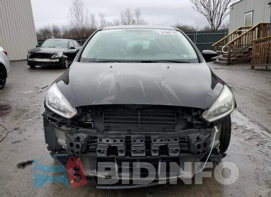 1FADP3N24GL273630 Photo# 5