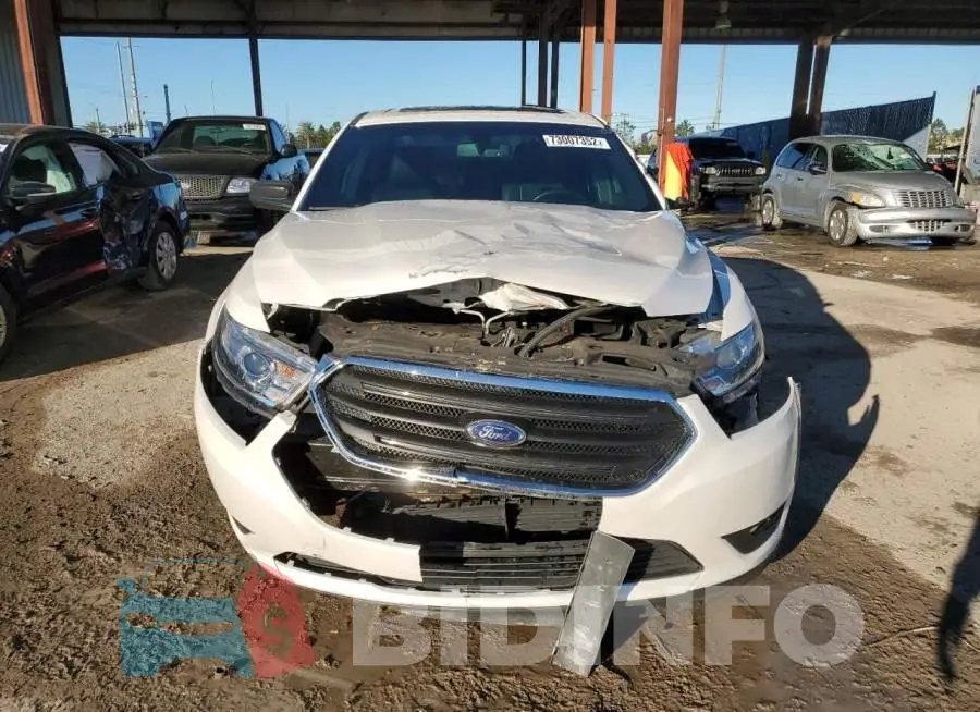 1FAHP2E88GG134092 Photo# 5