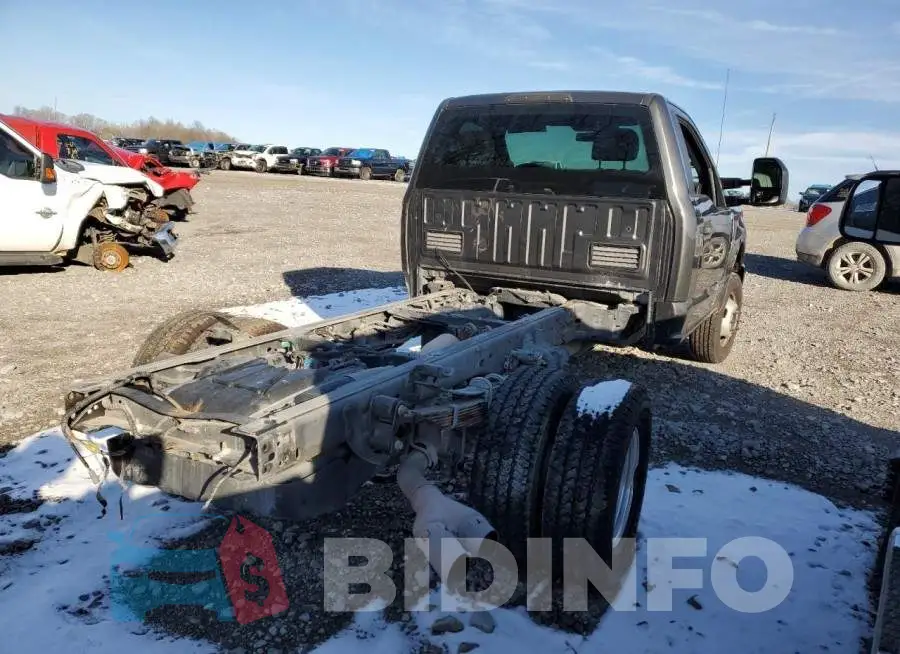 1FDRF3HT4KDA10849 Photo# 3