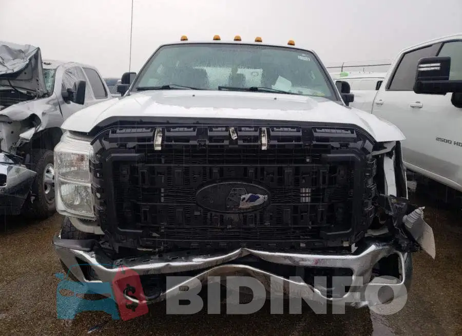 1FT7W2B60GEB74125 Photo# 5