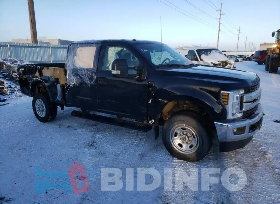 1FT7W2B68JEB40909 Photo# 4