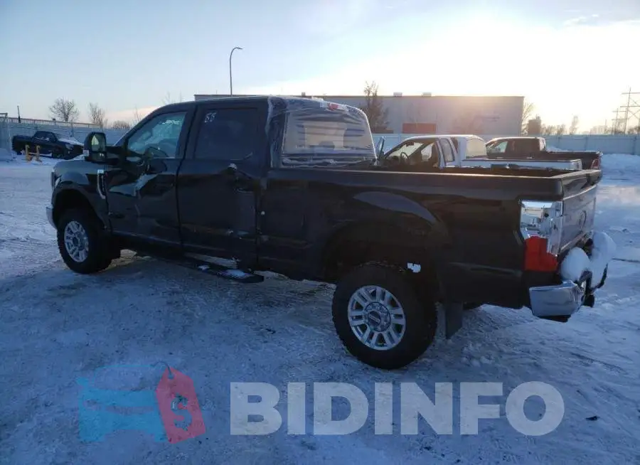 1FT7W2B68JEB40909 Photo# 2