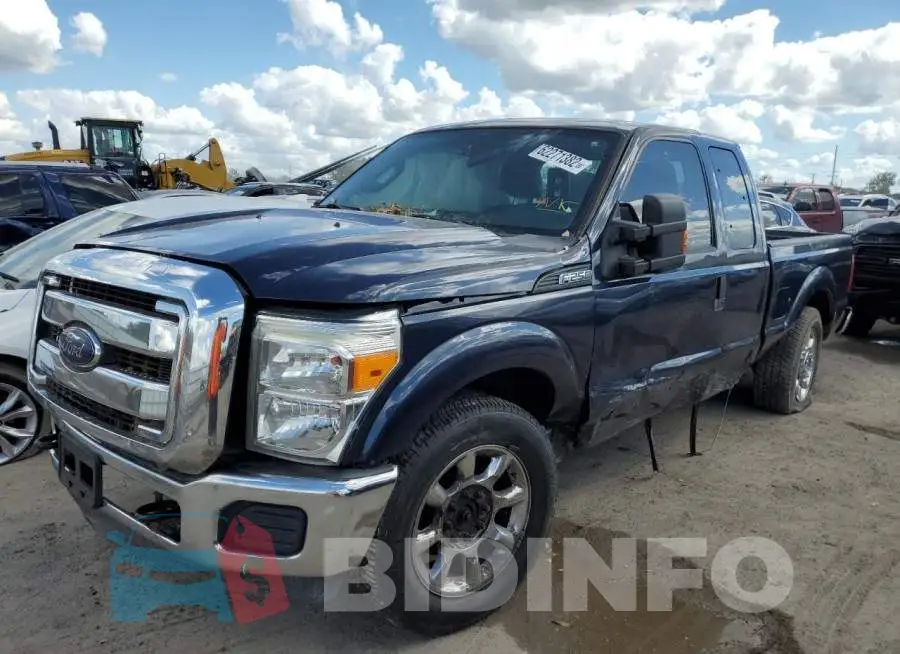 1FT7X2A63FEC47338 Photo# 2