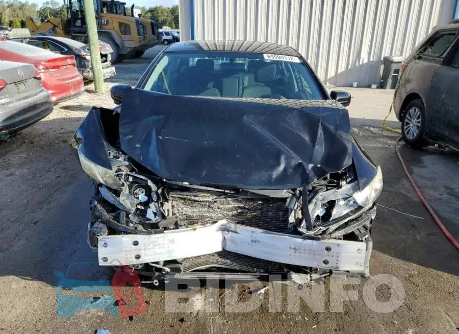 19XFB2F81EE207802 Photo# 5