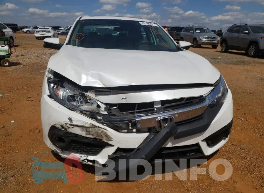 19XFC2F88HE061948 Photo# 9