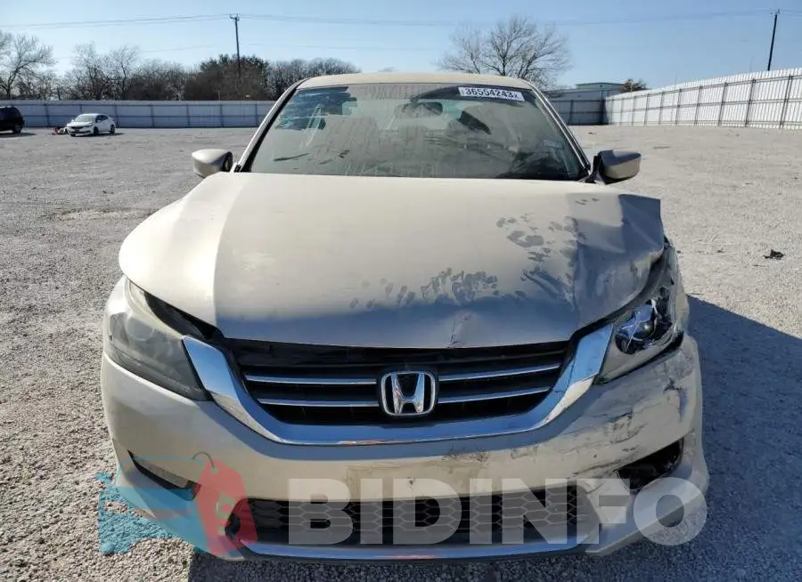 1HGCR2F55FA149042 Photo# 5