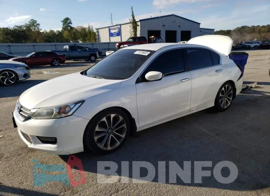 1HGCR2F56FA271814 Photo# 1