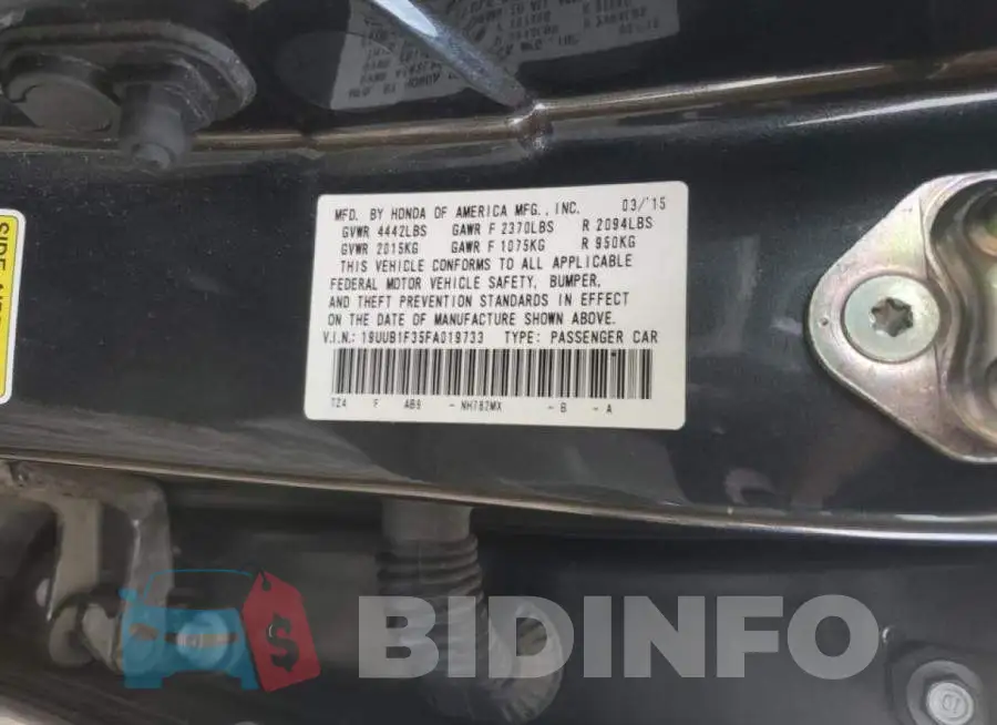 19UUB1F35FA019733 Photo# 12