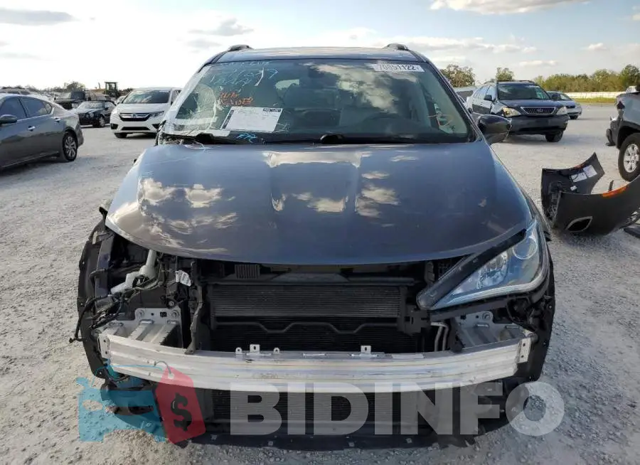 2C4RC1EG8HR708606 Photo# 5