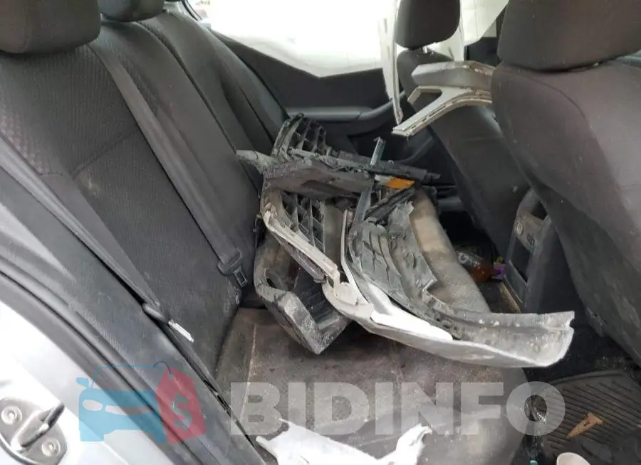 3VW1K7AJ9EM313208 Photo# 6