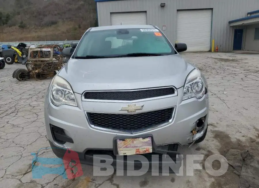 1GNFLEEK5EZ133517 Photo# 5