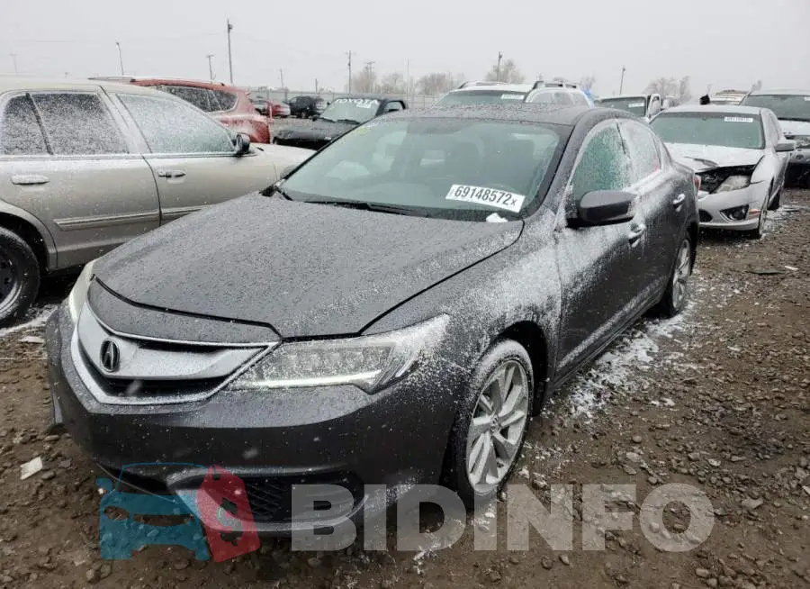 19UDE2F32JA003771 Photo# 1
