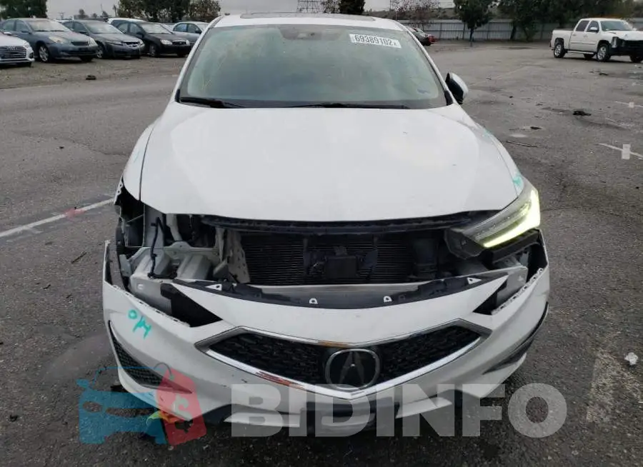 19UDE2F74KA005817 Photo# 5