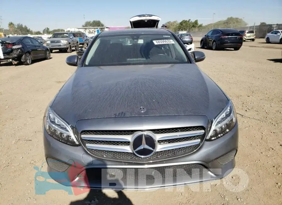 55SWF8DB1KU305657 Photo# 5
