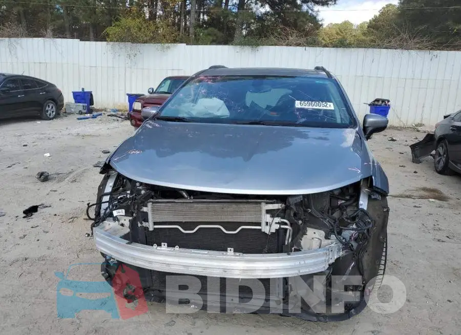 2C4RC1DG0LR164628 Photo# 9